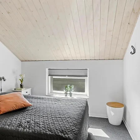 Prázdninový dům Lovely In With Sauna